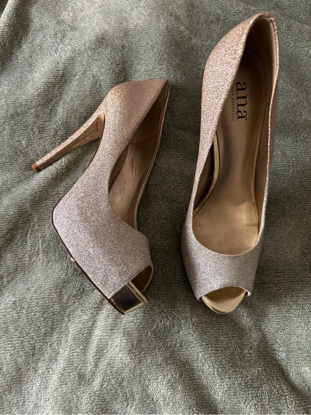 a.n.a Glitter Peep-Toe Heels in Rose Gold Tone
